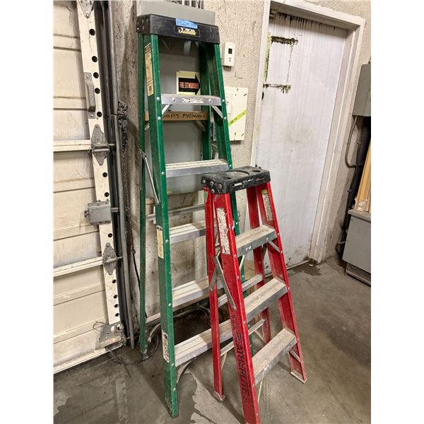 2 Pc - Fiberglass ladders - (4' & 6')