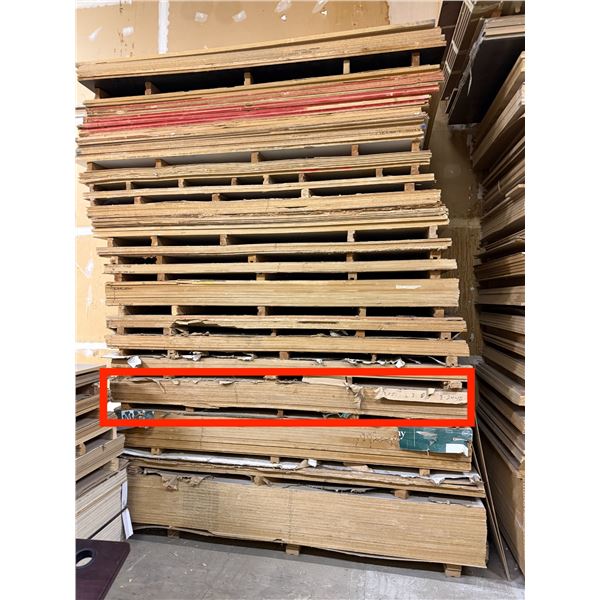 8 Pc - 4x8' Maple Veneer PB core sheets (3/4")