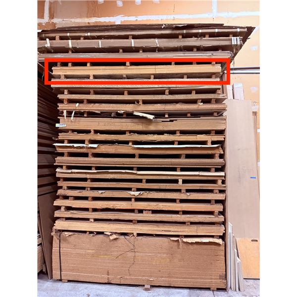 6 Pc - 4x8'(1 Side) Engineered Oak Veneer / (1 Side) Maple MDF core sheets (3/4")