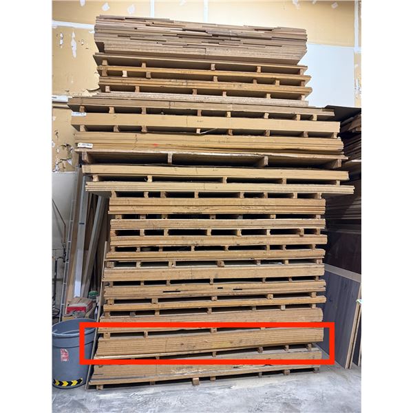 9 Pc - 4x8' White Melamine sheets (3/4")