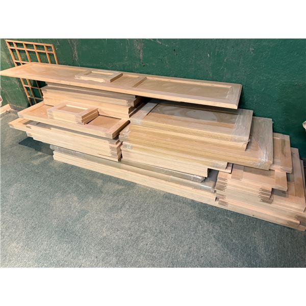 Group - Solid Wood & MDF Flat panel cabinet doors & drawer fronts - Various sizes - Approx. 55
