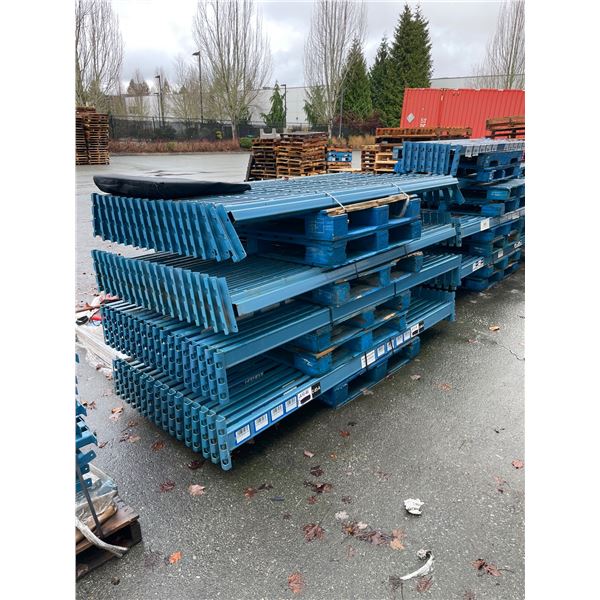 Large group of assorted racking parts - approx. 150 horizontal beams, assorted racking bumper guards