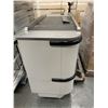 Image 2 : 7ft W Complete Checkout station