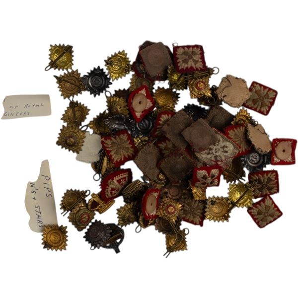 Lot of British Officer's Insignia