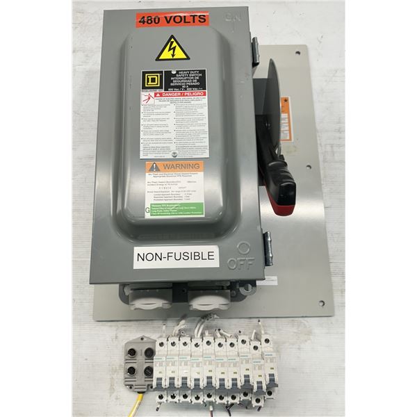 Square D #AL-40 / #HU362AWK Enclosed Switch & Siemens Circuit Breakers