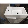 Image 2 : Bathroom Vanity
