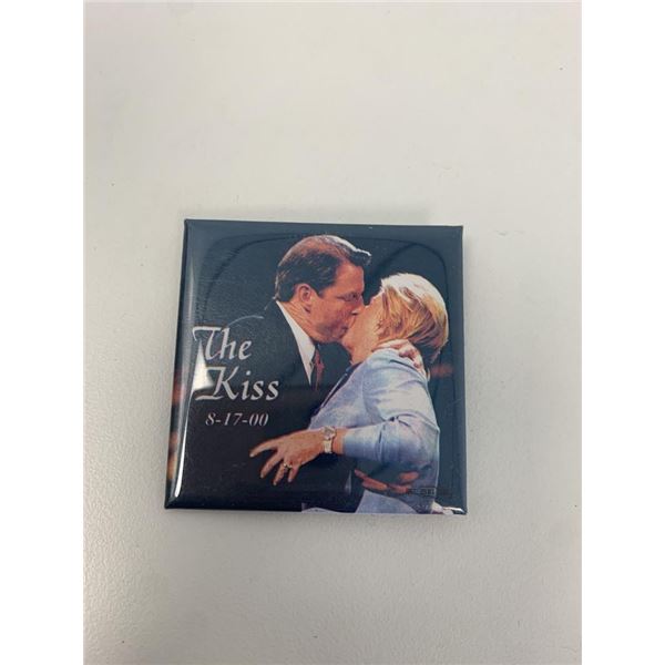 The Kiss pin