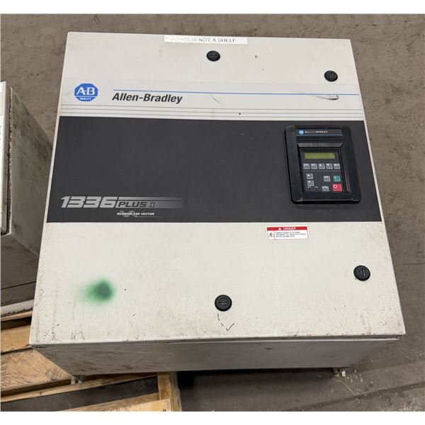 Allen-Bradley / Yaskawa #CIMR-V7AM45P5 w/ Programming Terminal