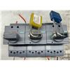 Image 1 : (3) Siemens #3VA5195-6ED31-0AA0 / 3VA9137-0EK11 Circuit Breakers