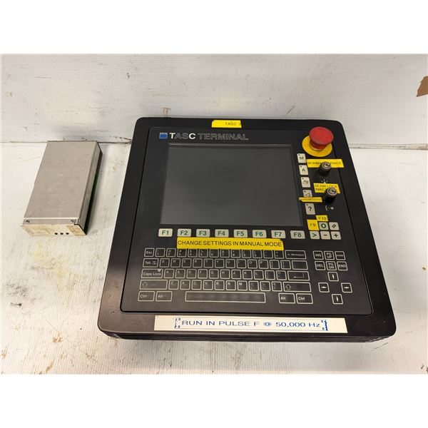 Lot of Siemens Items #1P G34924-J2000 TASK 300 SC 520 L & #6FM8090-0AS01