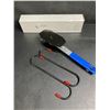 Image 2 : 1 Brake Caliper Tool/Universal Disc Brake Caliper Compression Tool with 2 Brake Caliper Hooks - New