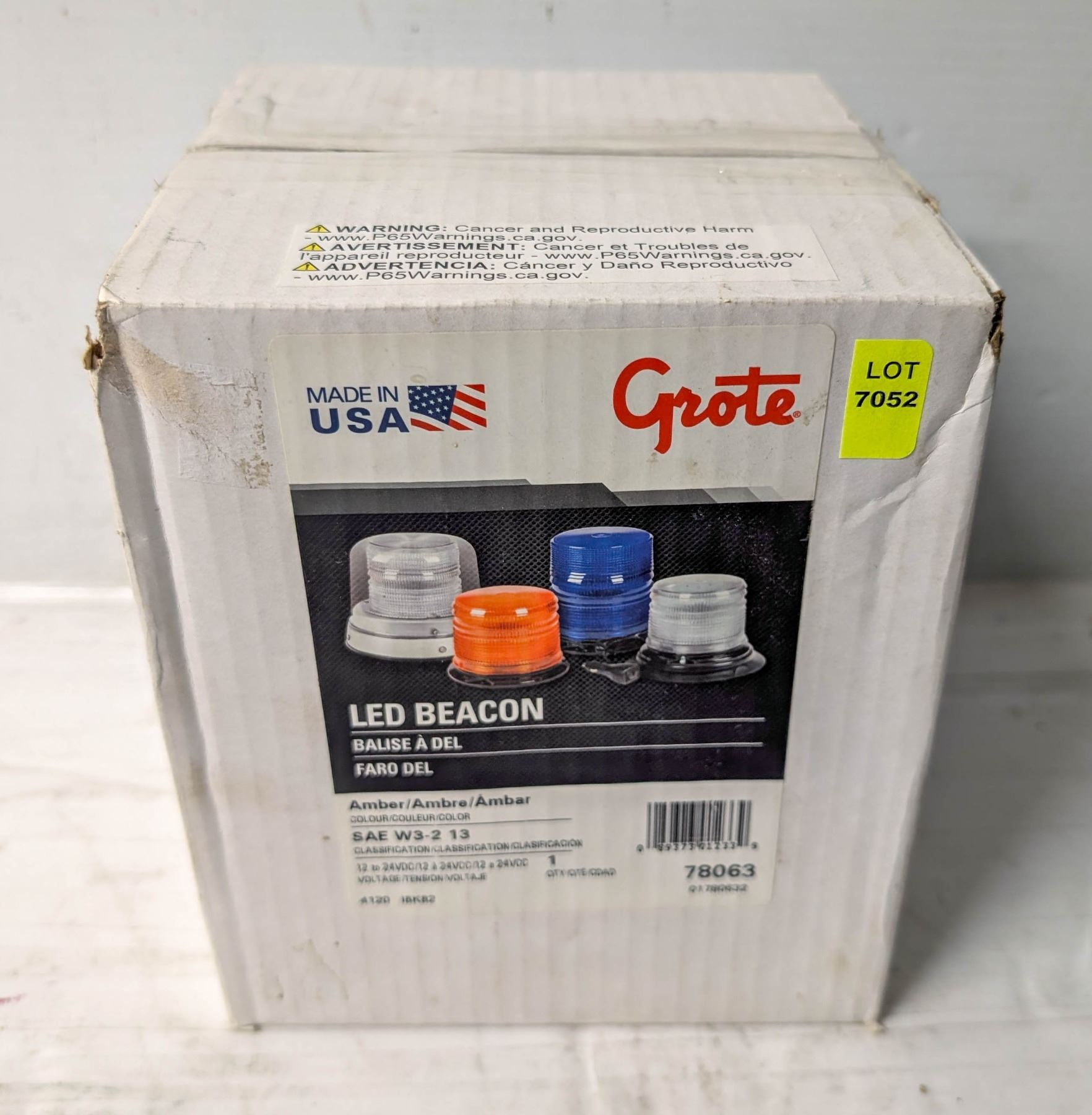 GROTE NEW IN BOX LED BEACON LIGHT
