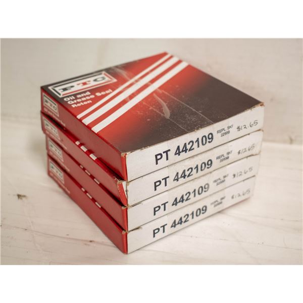4X PTC OIL AND GREASE SEALS 442109 MULTI PURPOSE