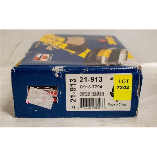 NEW PONTIAC & SATURN FRONT BRAKE PADS