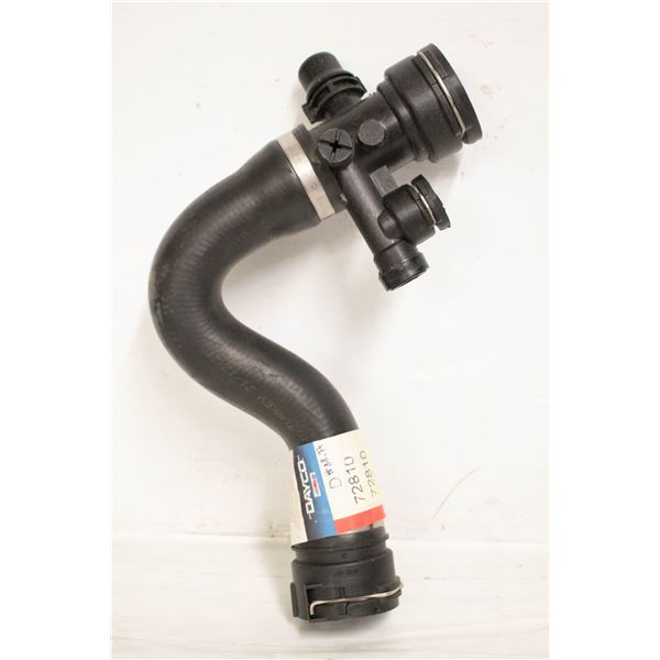 NEW DAYCO CURVED RADIATOR HOSE 11.5" X 1.44"