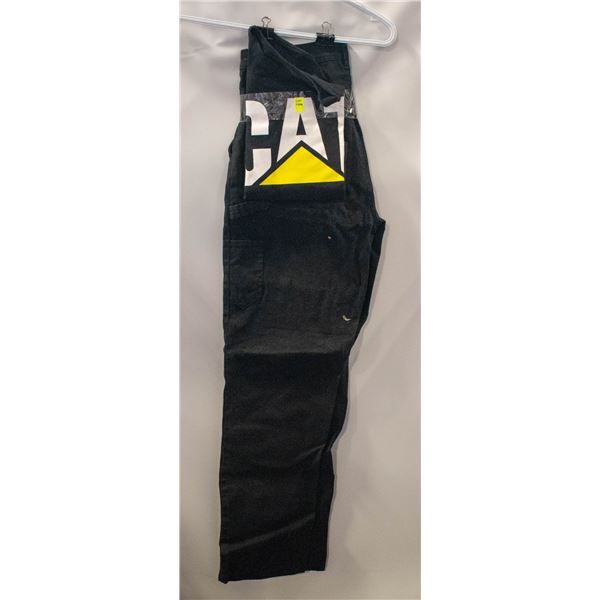 LADIES CAT PANT & T SHIRT - SMALL LIKE NEW