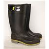 Image 1 : SERVUS CSA APPROVED BLACK RUBBER BOOT - 11