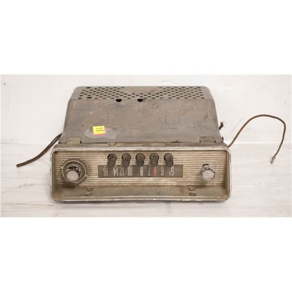 1950'S FOMOCO  6V AM RADIO STAMPED 3MF