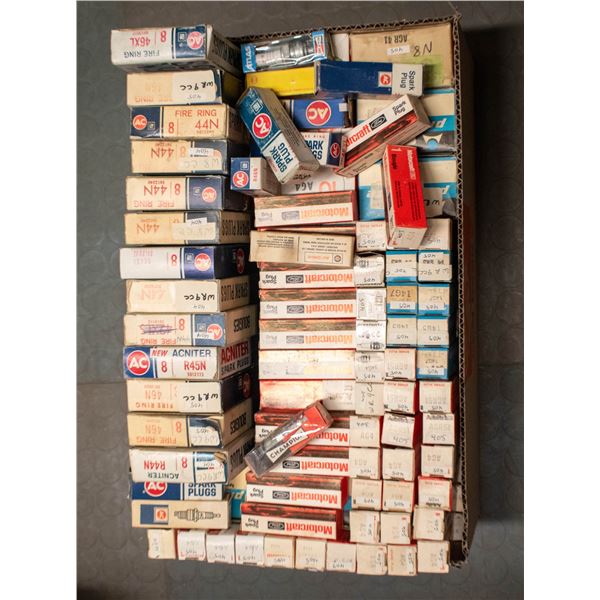 FLAT OF ASSORTED SPARK PLUGS WITH ADDITIONAL SMALL