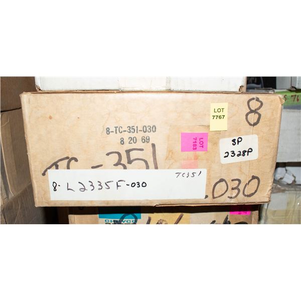 TRW L2335-030 PISTON LOT X8 AMC 343CU