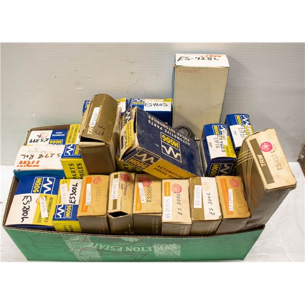 FLAT OF ASSORTED CHASSIS & SUSPENSION PARTS