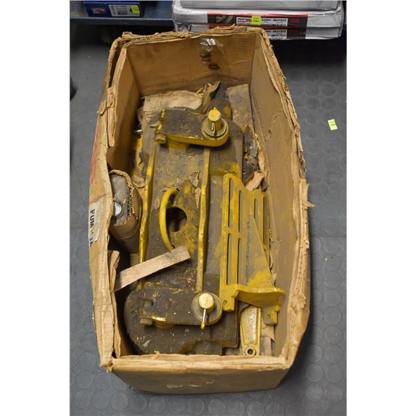 VINTAGE MONARCH MECHANICAL RACHETING PUMP JACK