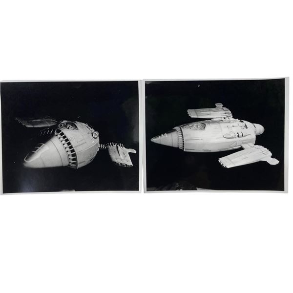 Blake's 7 (1978–1981) - 2 Spaceship Miniature Glossy Photos (Martin Bower)