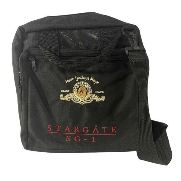 Stargate SG-1 (1997-2007) - Cast & Crew Gift Script Binder Carrier