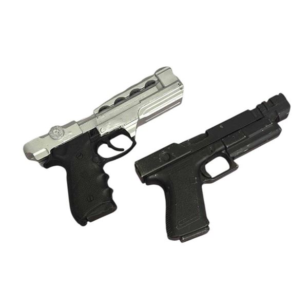 The Adventures of Pluto Nash (2002) - Pair of Sci-Fi Pistols