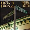Image 4 : Hocus Pocus 2 (2022) - "Gibbet Ln" Street Sign