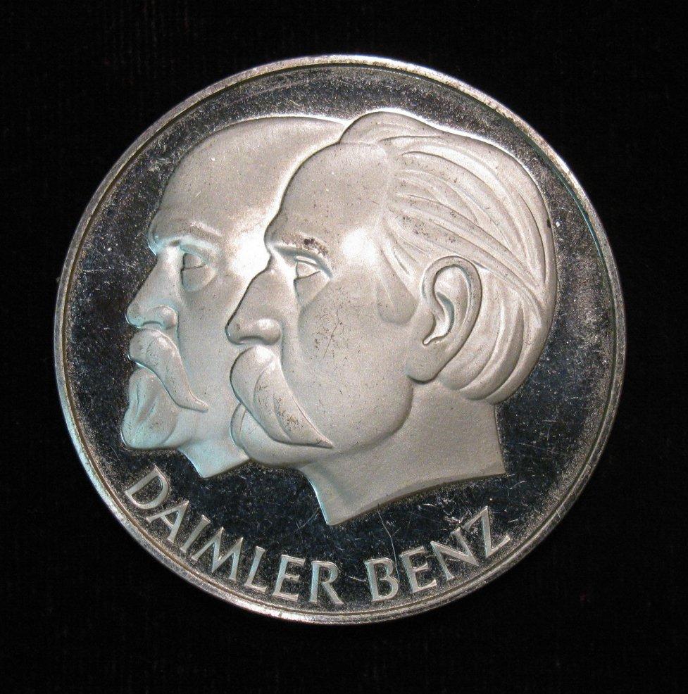 Benz Coin 32. Daimler Benz Mercedes-Benz 1886. Pure Silver. 39mm.