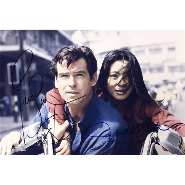 Tomorrow Never Dies Pierce Brosnan and Michelle Yeoh facsimile signed movie photo