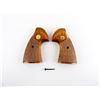 Image 1 : COLT PYTHON REVOLVER GRIPS
