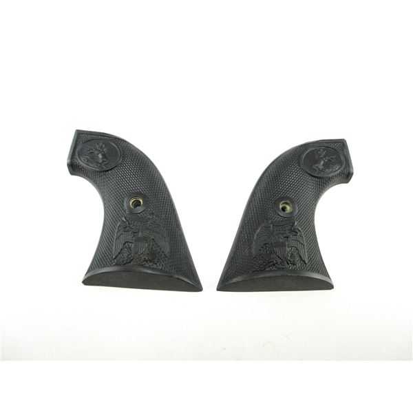 COLT SINGLE-ACTION ARMY REVOLVER GRIPS