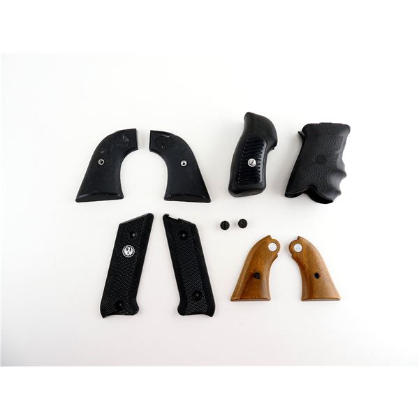 ASSORTED RUGAR SEMI-AUTO / REVOLVER GRIP LOT