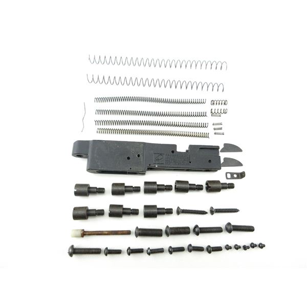 SQUIRES BINGHAM 16 / 1600 .22 LR PARTS LOT