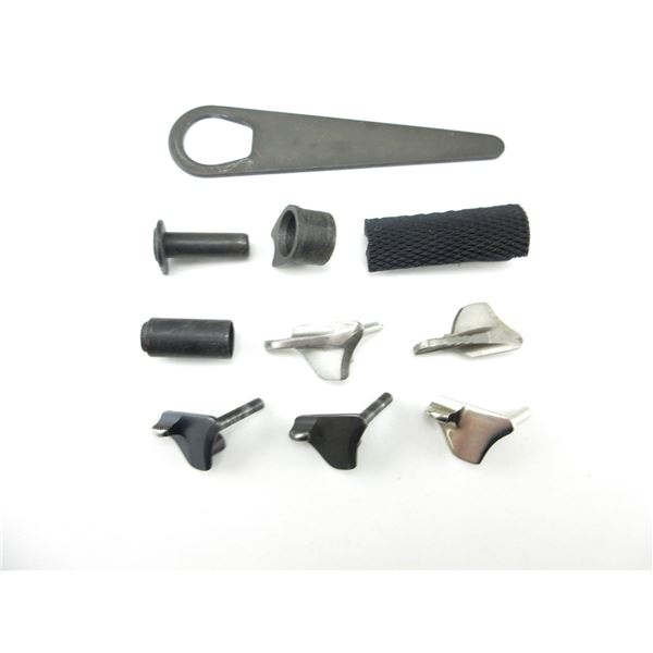 UNKNOWN ASSORTED 1911 PARTS LOT