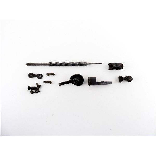 ASSORTED LEE ENFIELD NO.1 MKIII .303 BR PARTS LOT