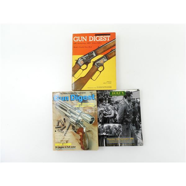 ASSORTED "GUN DIGEST" AND "HOLT'S" CATALOGUE LOT