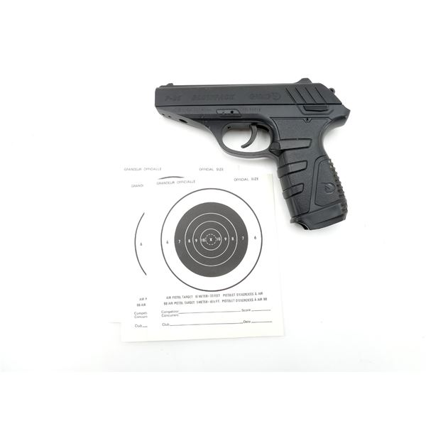 GAMO P-25 BLOWBACK .177 CAL CO2 PISTOL AND TARGETS LOT