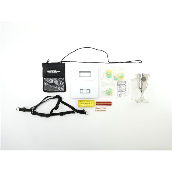 CHIEFTAIN DEER CALL AND ACCESSORIES LOT