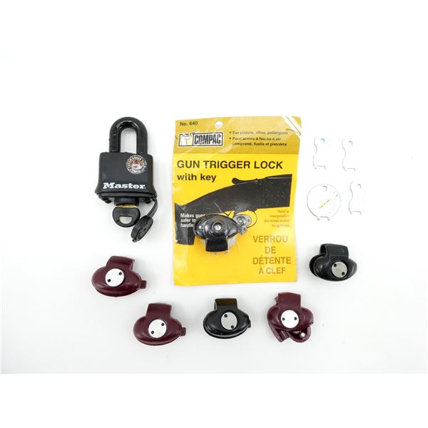 ASSORTED KEYED TRIGGER LOCK AND KEY LOT