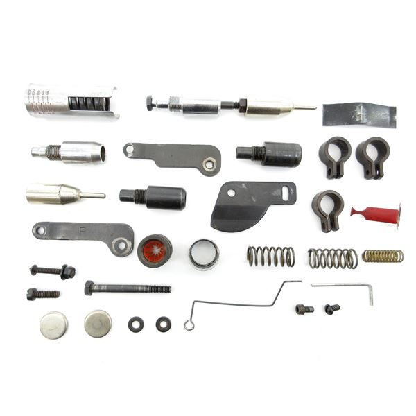 ASSORTED MEC RELOADING PRESS ACCESSORIES LOT