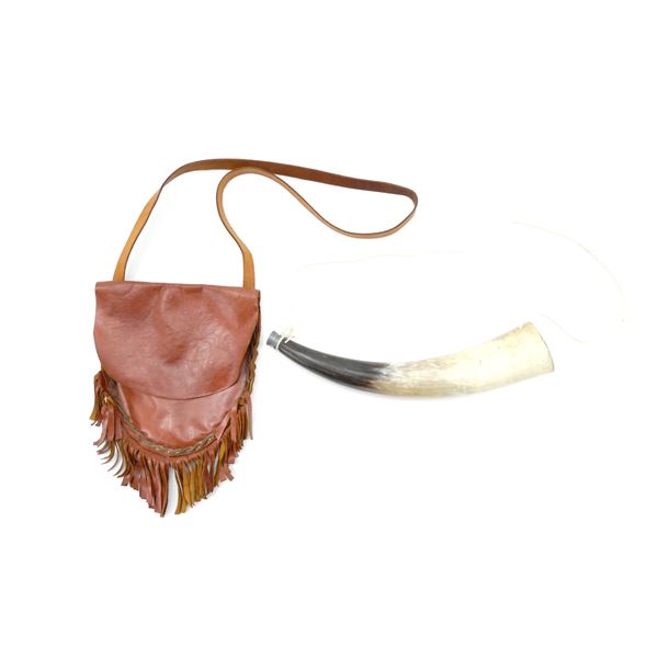 BLACK POWDER HORN AND POSSIBLES BAG LOT