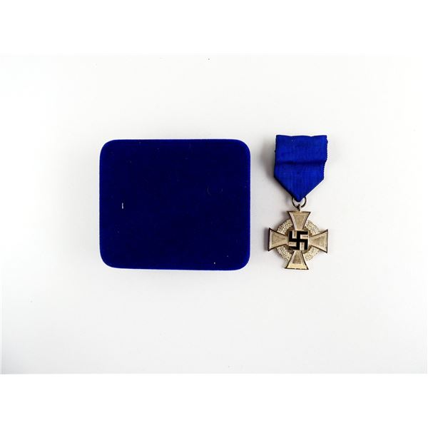 WWII GERMAN 25 YEARS OF FAITHFUL SERVICE MEDAL