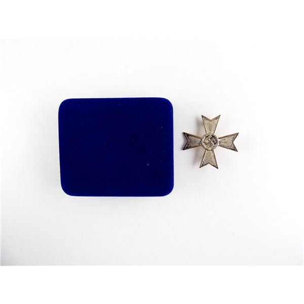 WWII GERMAN WAR MERIT CROSS 1ST CLASS SILVER MEDAL