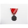 Image 2 : WWI AUSTRIA-HUNGARY KAISER KARL CROSS OF TROOPS MEDAL