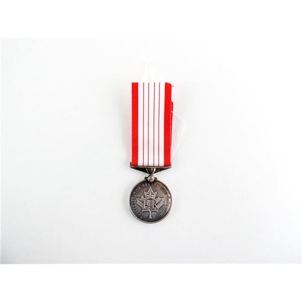 CANADIAN MILITARY CONFEDERATION CENTENNIAL 1867-1967 MEDAL