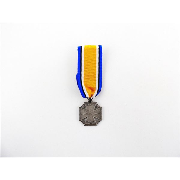 AUSTRO-HUNGARIAN MILITARY KARL TROOP CROSS MEDAL