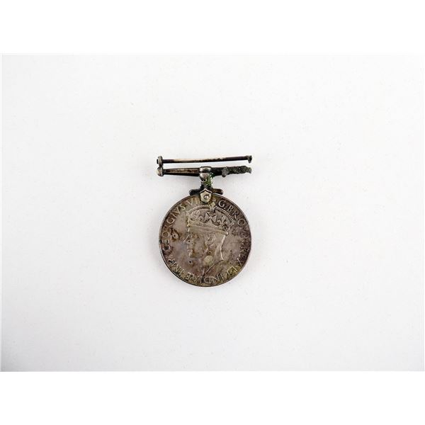 WWII CANADIAN 1939-1945 WAR MEDAL